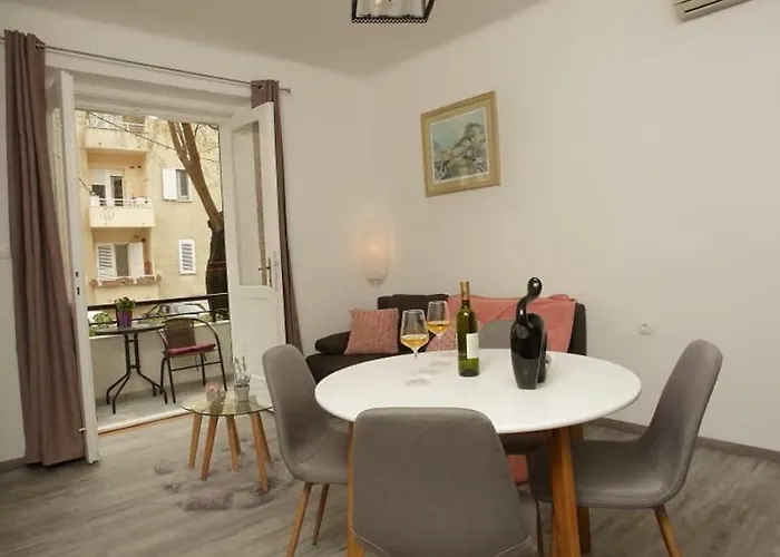 Διαμέρισμα Toni *