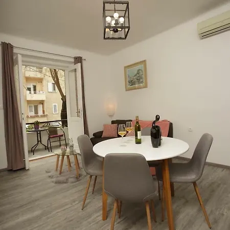 Apartment Toni *